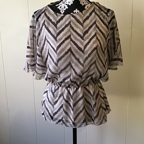 Banana Republic Peplum Chevron Print  Blouse - Picture 8 of 8
